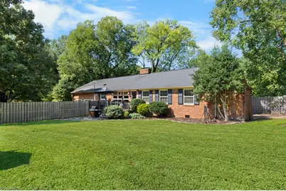 1228 Ridgecrest Avenue, Burlington, NC 27615 - Photo 32