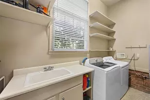 1228 Ridgecrest Ave, Burlington, NC 27615 - Photo 24