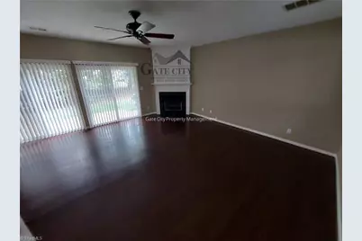 3983 Elizabeth Glen Way, Jamestown, NC 27282 - Photo 4