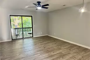 519 Brookside Ct, Kernersville, NC 27284 - Photo 4