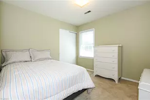 3701 Brandywine Dr, Greensboro, NC 27410 - Photo 28