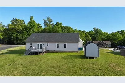338 Price Street, Stoneville, NC 27048 - Photo 4