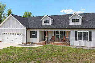338 Price St, Stoneville, NC 27048 - Photo 1