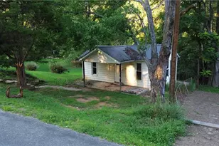 129 Old Linville Rd, Kernersville, NC 27284 - Photo 10
