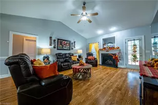 3005 Pearson Farm Dr, Browns Summit, NC 27214 - Photo 10