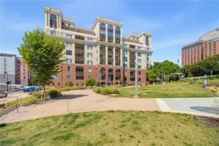 1 Park Vista Lane, Winston-Salem, NC 27101 - Photo 2