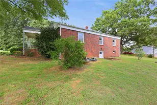 216 Underwood Rd, Elon, NC 27244 - Photo 6