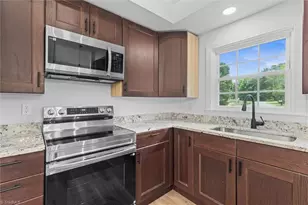 426 Fitch Dr, Mebane, NC 27302 - Photo 14