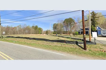 905 Oak Summit Road, Winston-Salem, NC 27105 - Photo 4