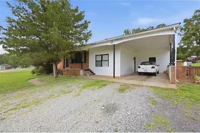 2202 Old Orchard Lane, Burlington, NC 27217 - Photo 2