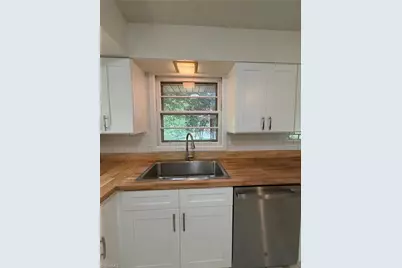 208 Harris Avenue, Elkin, NC 28621 - Photo 10