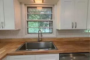 208 Harris Ave, Elkin, NC 28621 - Photo 10