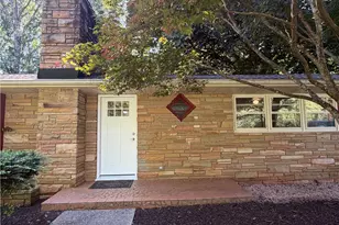 208 Harris Ave, Elkin, NC 28621 - Photo 2