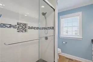 418 S Maple St, Graham, NC 27253 - Photo 22