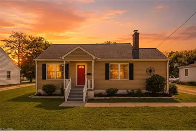 418 S Maple Street, Graham, NC 27253 - Photo 1