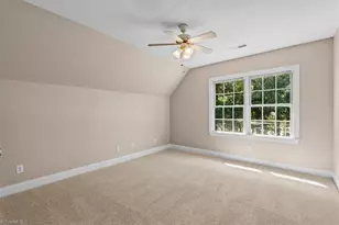 4002 Flagstick Ct, Jamestown, NC 27282 - Photo 30