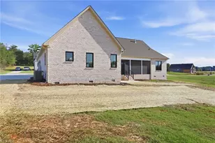 7417 Kingsley Pl, Stokesdale, NC 27357 - Photo 48