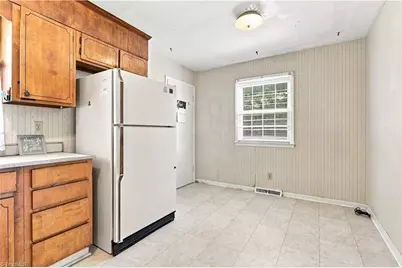 1008 Lombardy Street, Greensboro, NC 27405 - Photo 16