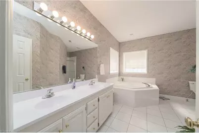 120 Williamshire Court, Kernersville, NC 27284 - Photo 12
