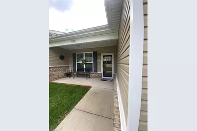 230 S Boyles Street, Pilot Mountain, NC 27041 - Photo 2