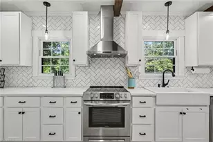 923 N Rotary Dr, High Point, NC 27262 - Photo 2