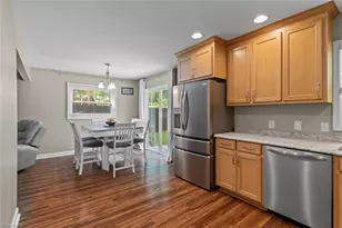 521 Dogwood Cir, High Point, NC 27260 - Photo 10
