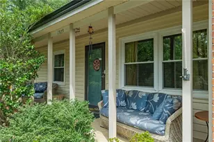 1523 Benbow St, Winston-Salem, NC 27106 - Photo 2