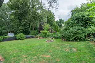 1523 Benbow St, Winston-Salem, NC 27106 - Photo 26