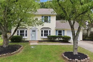 2603 Castle Croft Rd, Greensboro, NC 27407 - Photo 2
