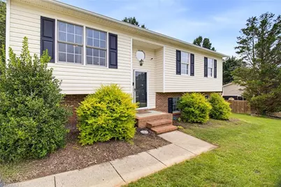 194 Woodbridge Drive, Mount Airy, NC 27030 - Photo 4