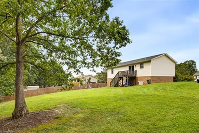 194 Woodbridge Drive, Mount Airy, NC 27030 - Photo 28