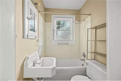 118 & 120 S Poplar Street, Winston-Salem, NC 27101 - Photo 8