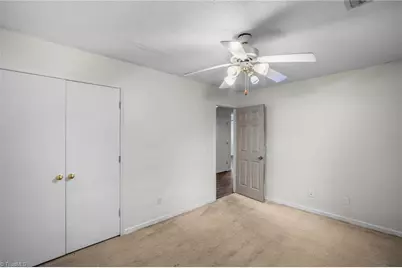 609 Forest Brook Drive, Greensboro, NC 27406 - Photo 12