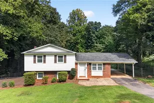 1647 Banbridge Rd, Kernersville, NC 27284 - Photo 1