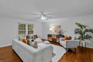 1017 Bridgewater Dr, Greensboro, NC 27410 - Photo 20