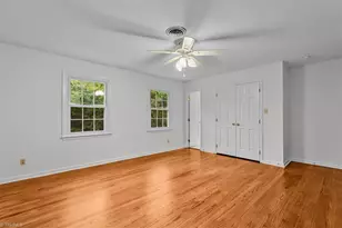 1017 Bridgewater Dr, Greensboro, NC 27410 - Photo 38