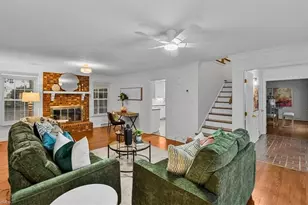1017 Bridgewater Dr, Greensboro, NC 27410 - Photo 4