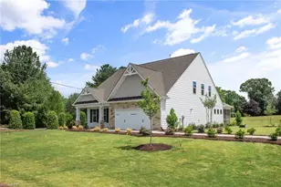 7811 Fairview Gdn Trl, Clemmons, NC 27012 - Photo 2