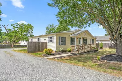 610 Larry Avenue, Graham, NC 27253 - Photo 2