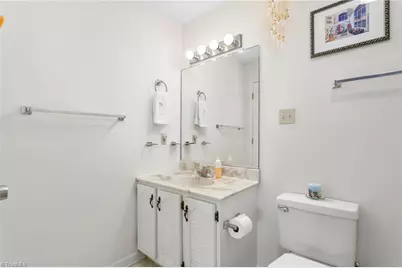 610 Larry Avenue, Graham, NC 27253 - Photo 16