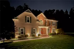 2311 Baytree Dr, Greensboro, NC 27455 - Photo 6