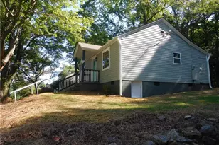 144 Edgewood Cir, Winston-Salem, NC 27127 - Photo 2