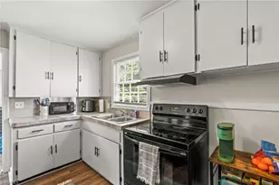 2410 Marble St, Winston-Salem, NC 27107 - Photo 6