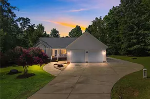 102 Silver Fox Ln, Randleman, NC 27317 - Photo 1