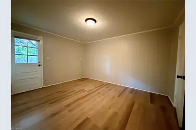 142 Weatherwood Court #B, Winston-Salem, NC 27103 - Photo 18
