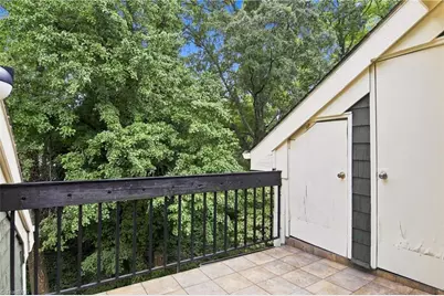 1510 Benjamin Parkway #E, Greensboro, NC 27408 - Photo 6