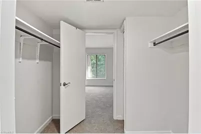 1510 Benjamin Parkway #E, Greensboro, NC 27408 - Photo 24