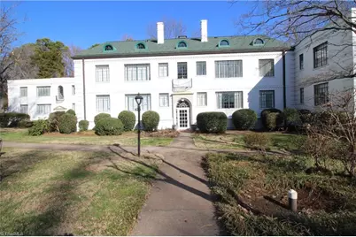 1700 B7 Elm Street, Greensboro, NC 27408 - Photo 2