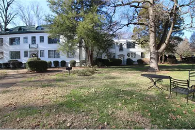 1700 B7 Elm Street, Greensboro, NC 27408 - Photo 4