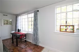 1700 B7 Elm St, Greensboro, NC 27408 - Photo 6